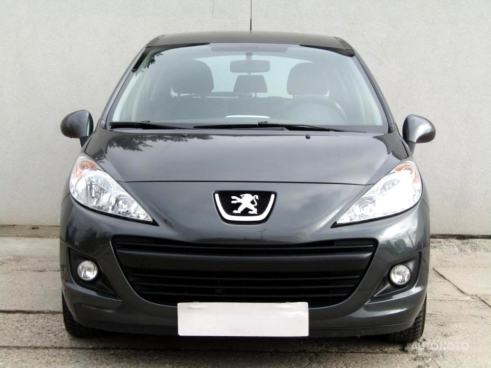 Peugeot 207, 2010 - pohled č. 2