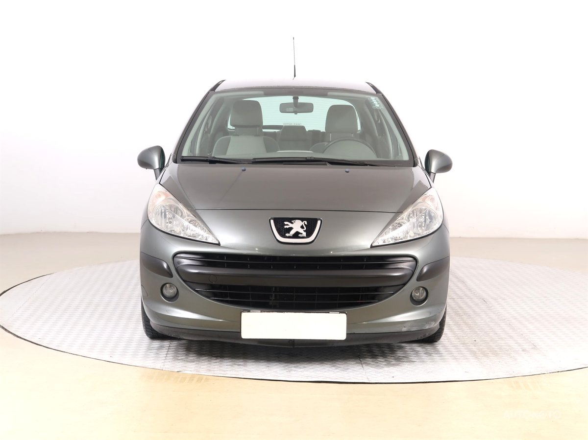 Peugeot 207, 2007 - pohled č. 2