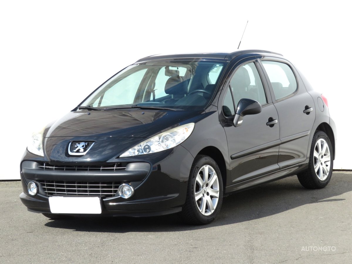 Peugeot 207, 2009 - pohled č. 3