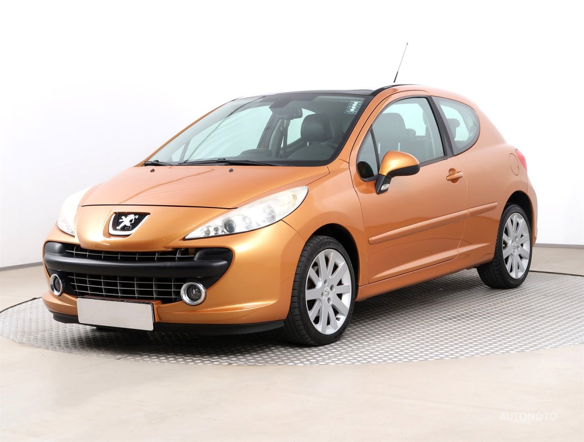 Peugeot 207, 2007 - pohled č. 3