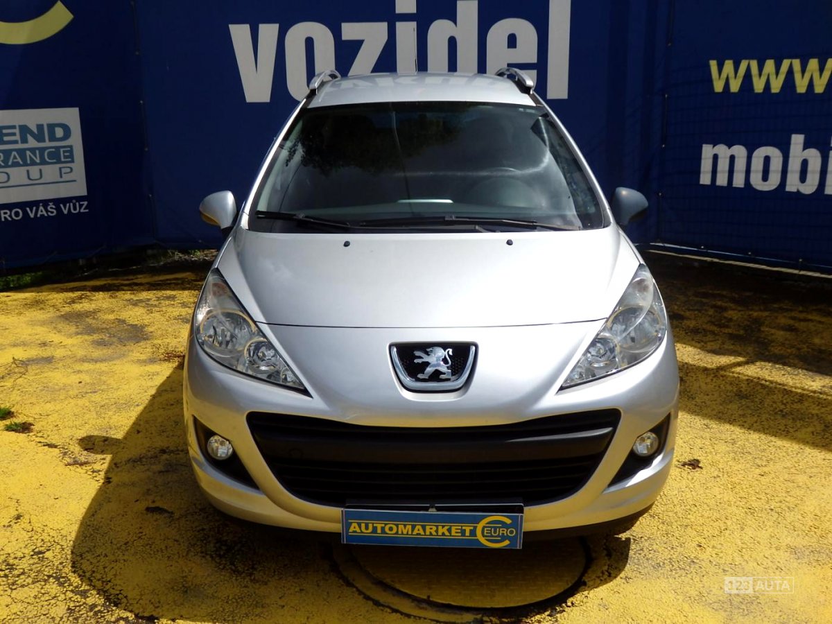 Peugeot 207, 2009 - pohled č. 2