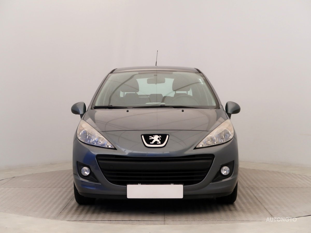 Peugeot 207, 2011 - pohled č. 2