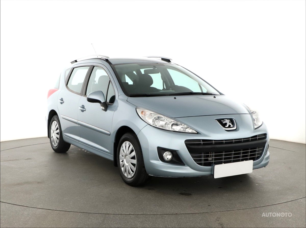 Peugeot 207, 2011 - celkový pohled