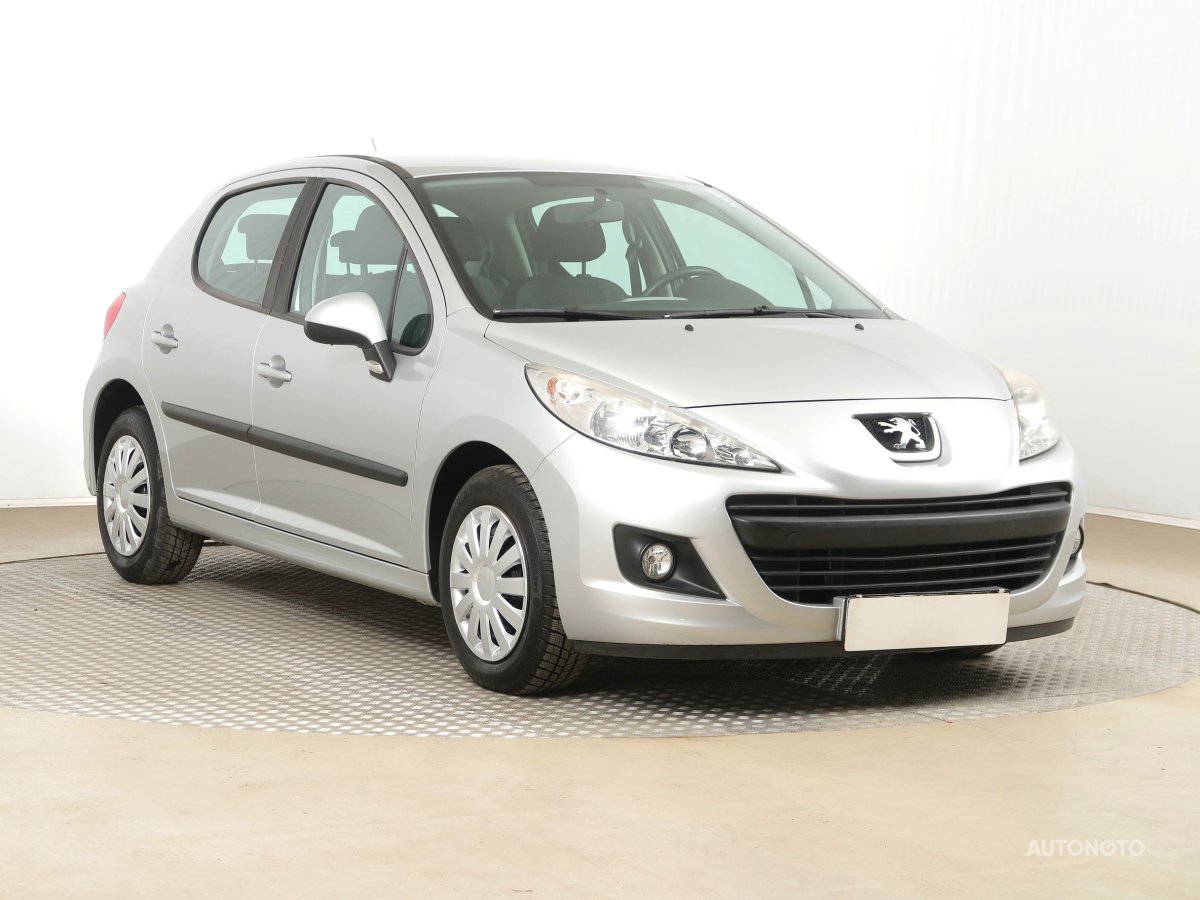 Peugeot 207, 2010 - celkový pohled