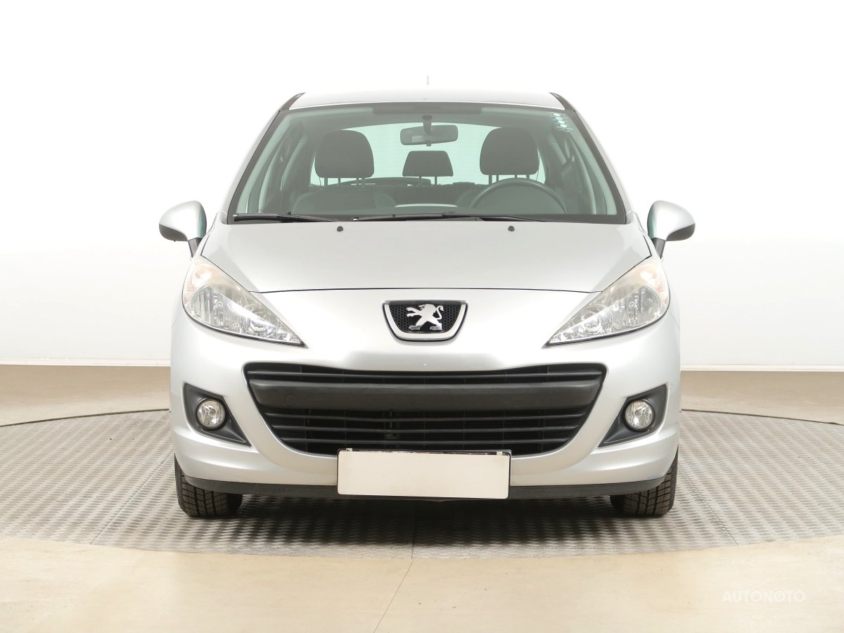 Peugeot 207, 2010 - pohled č. 2