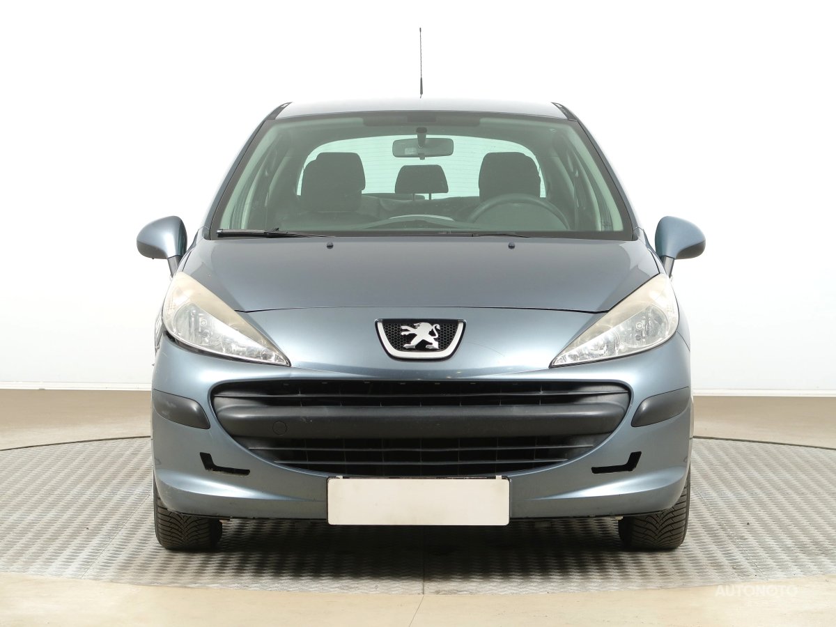 Peugeot 207, 2006 - pohled č. 2