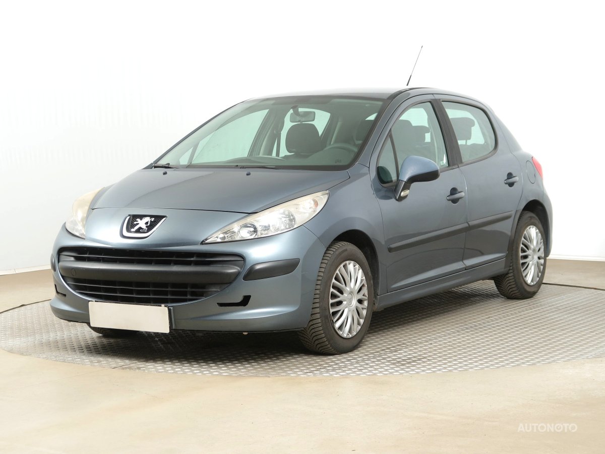Peugeot 207, 2006 - pohled č. 3