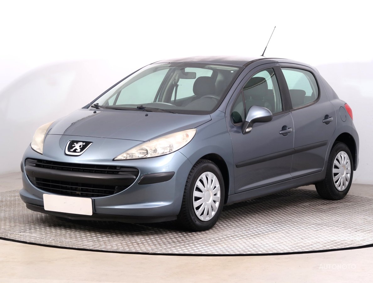 Peugeot 207, 2006 - pohled č. 3