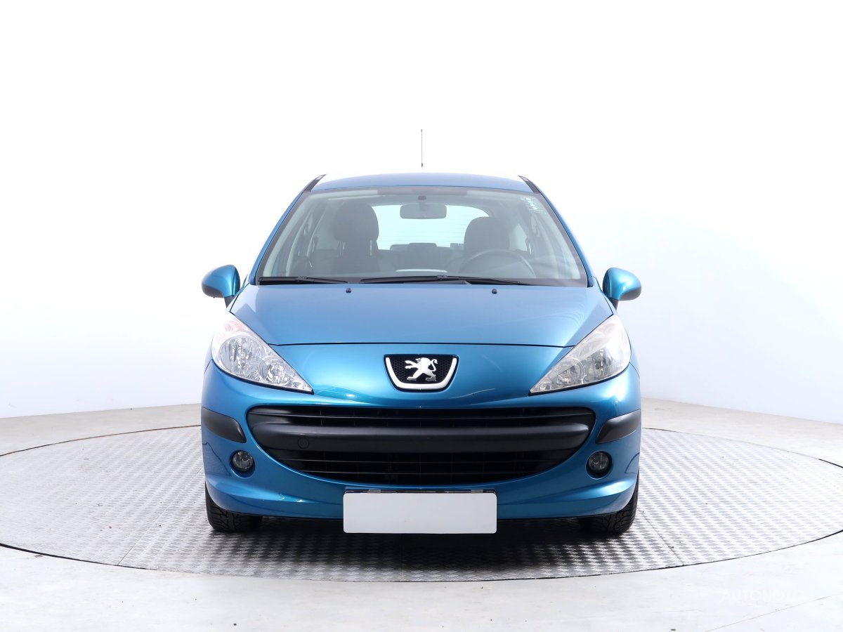 Peugeot 207, 2007 - pohled č. 2