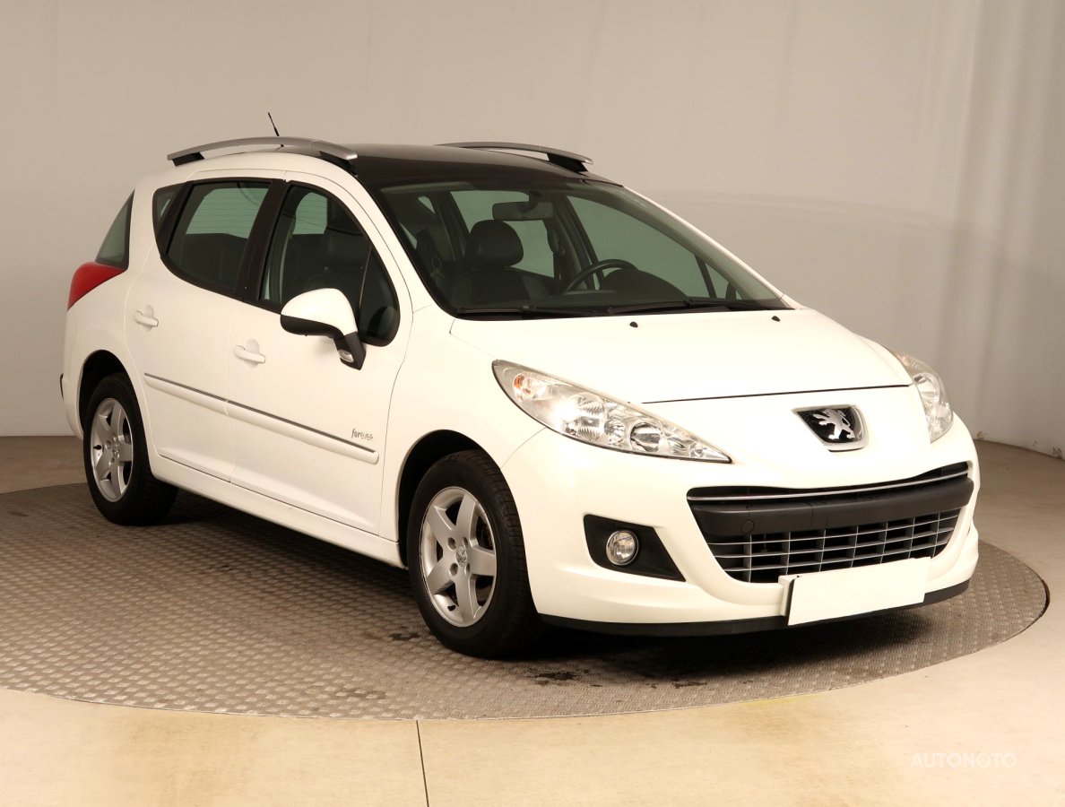 Peugeot 207, 2013 - pohled č. 1