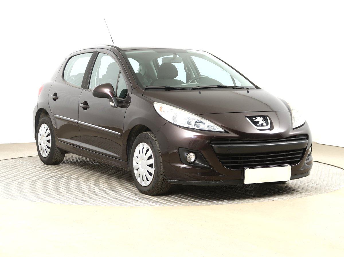 Peugeot 207, 2011 - celkový pohled