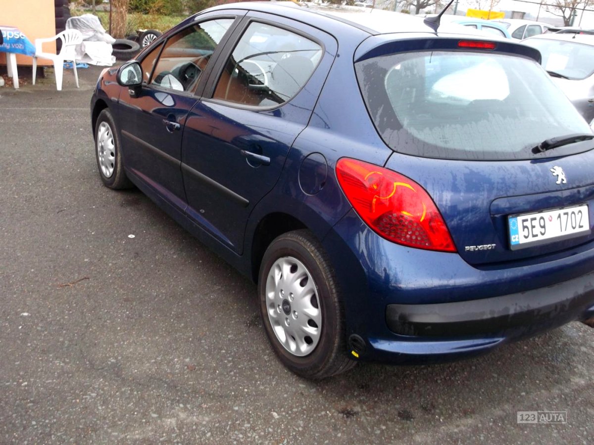 Peugeot 207, 2009 - pohled č. 5