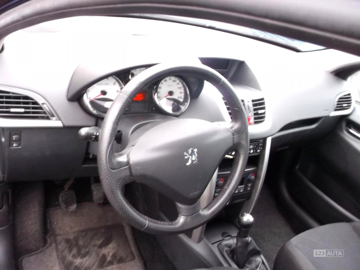 Peugeot 207, 2009 - pohled č. 7