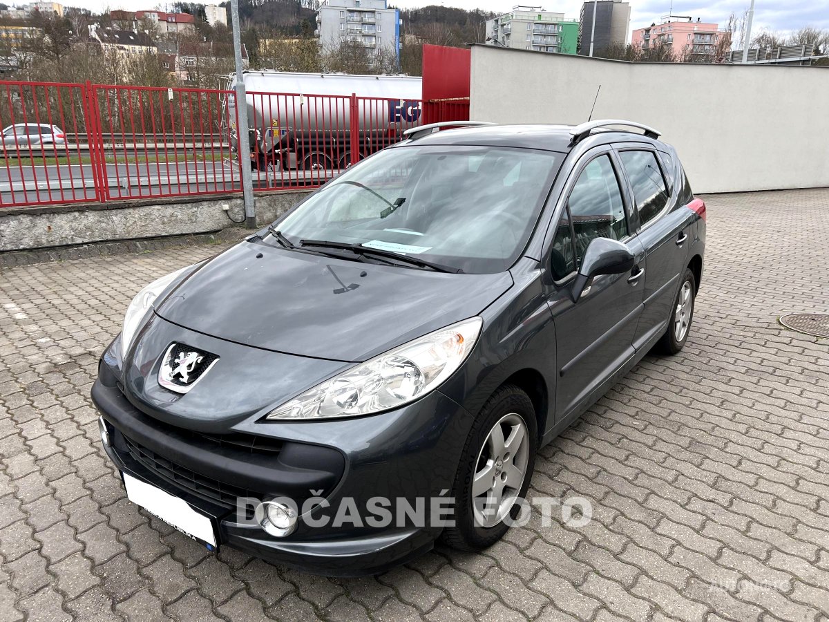 Peugeot 207, 2009 - pohled č. 1