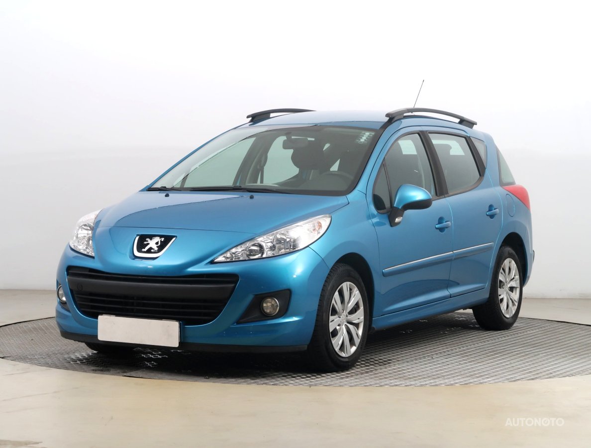 Peugeot 207, 2011 - pohled č. 3