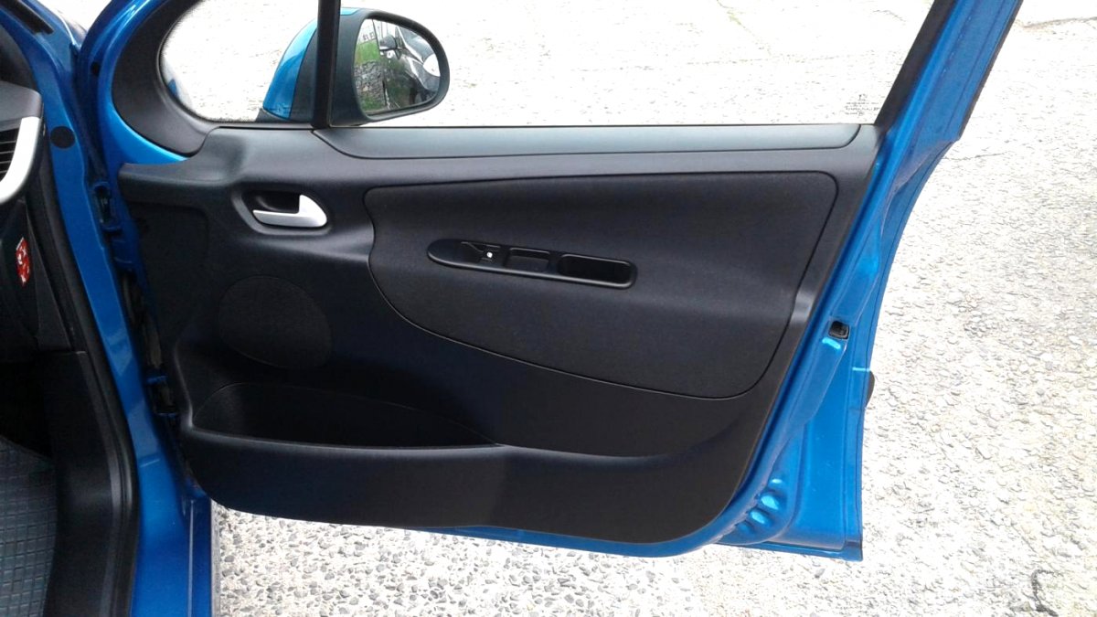 Peugeot 207, 2007 - pohled č. 14