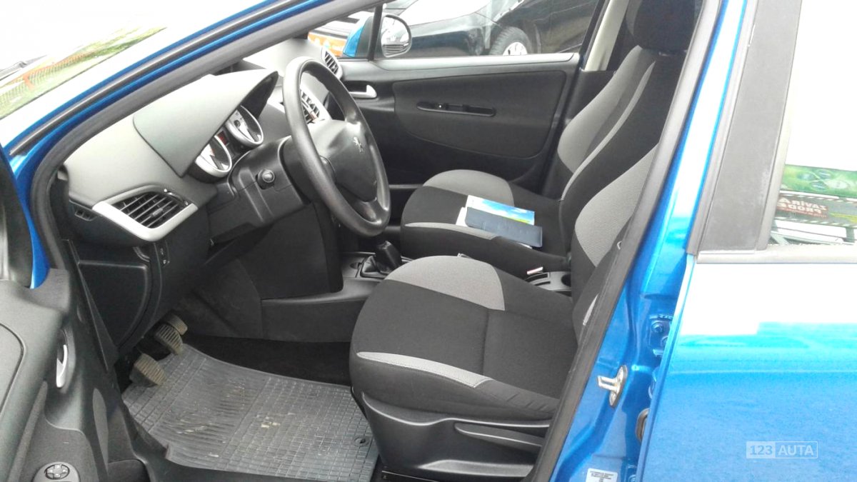 Peugeot 207, 2007 - pohled č. 17