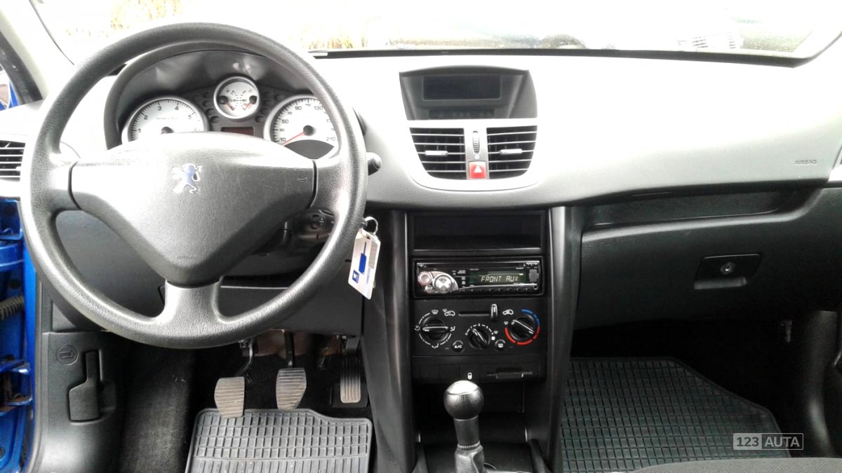 Peugeot 207, 2007 - pohled č. 19