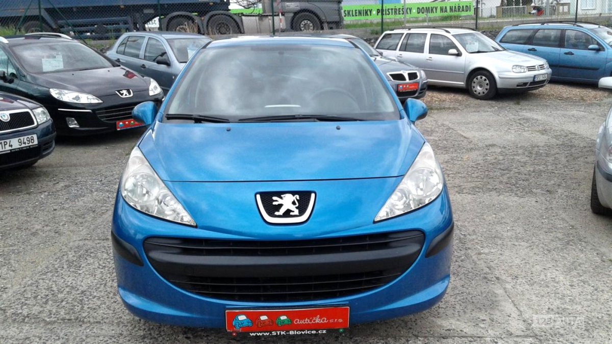 Peugeot 207, 2007 - pohled č. 2