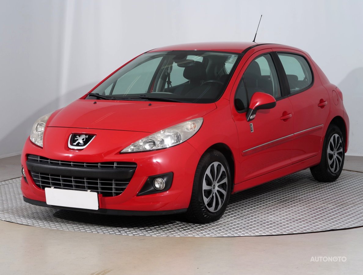 Peugeot 207, 2011 - pohled č. 3