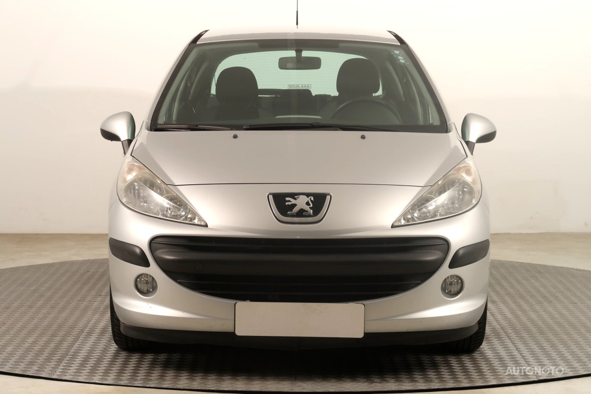 Peugeot 207, 2009 - pohled č. 2
