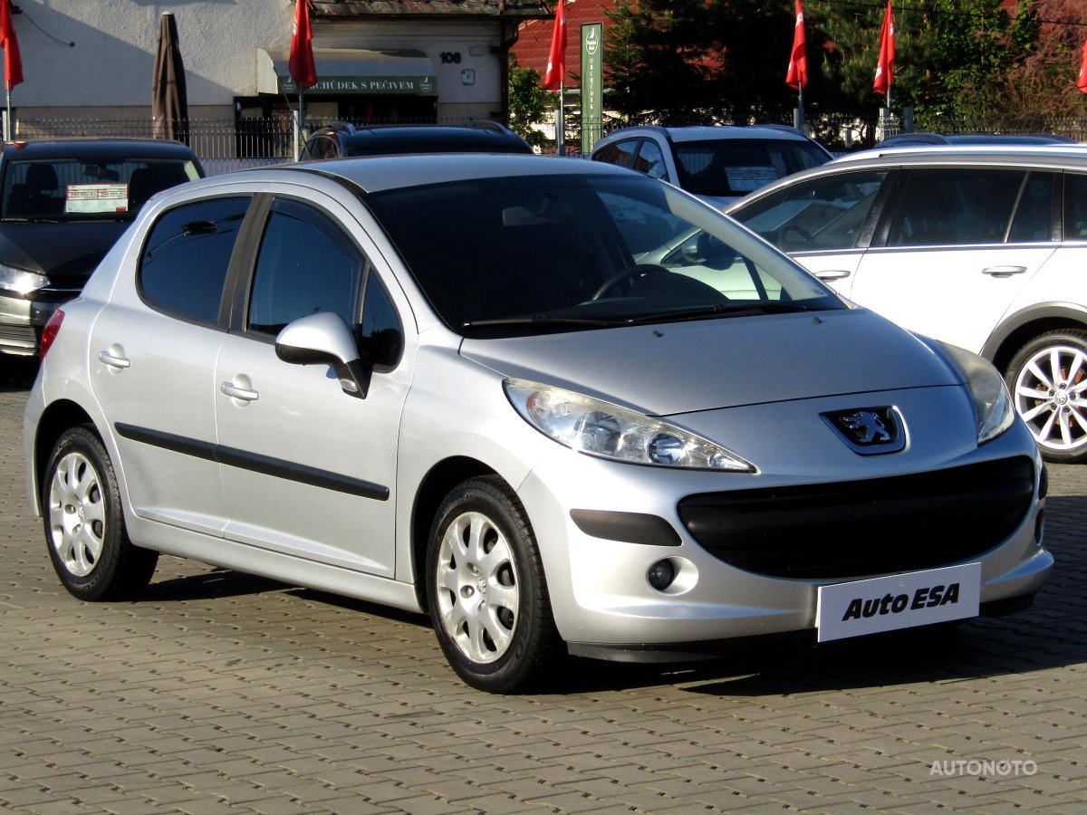 Peugeot 207, 2008 - celkový pohled
