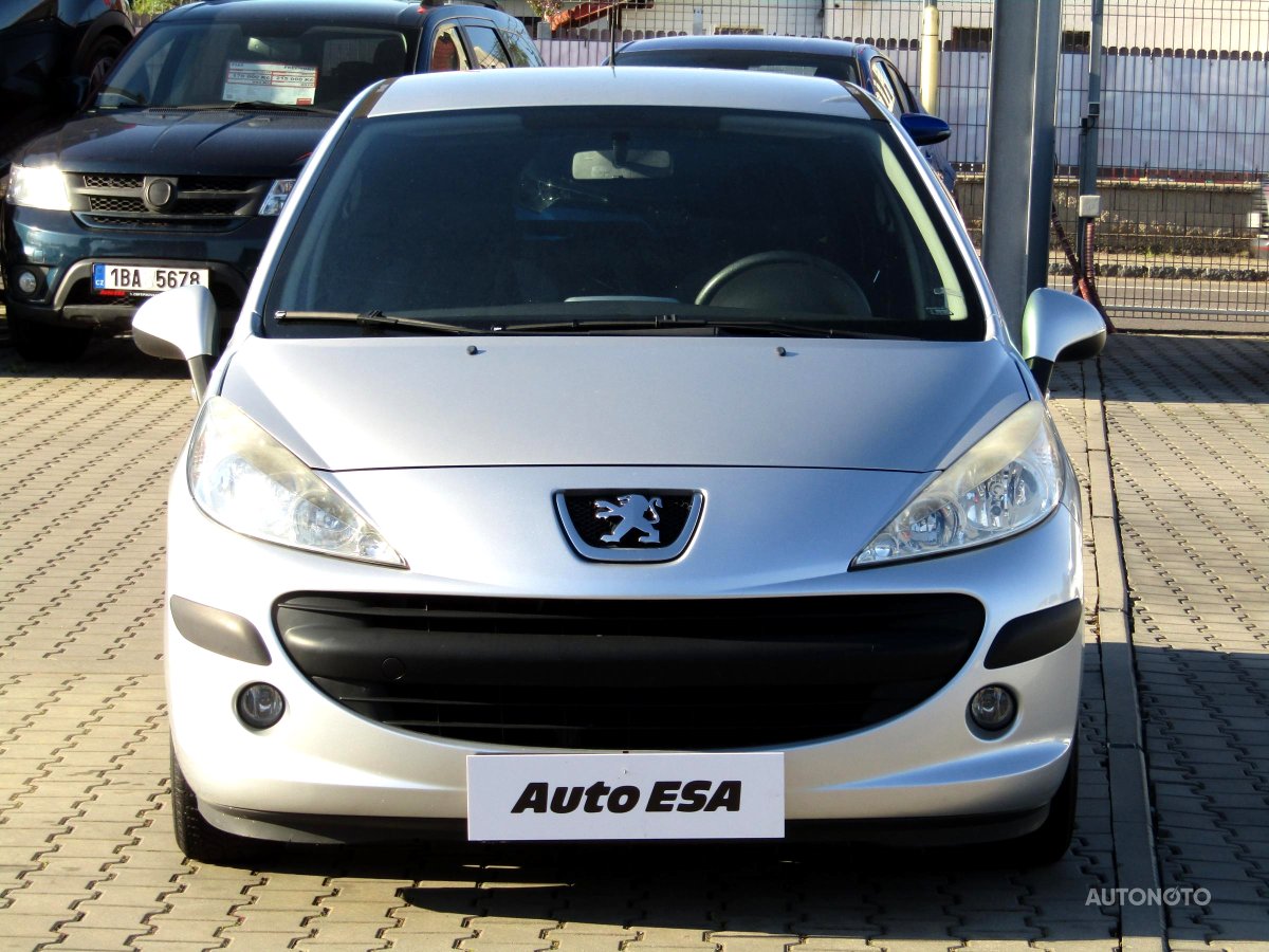 Peugeot 207, 2008 - pohled č. 2