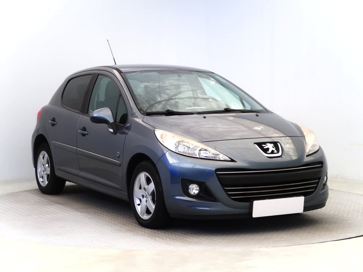 Peugeot 207, 2011 - celkový pohled