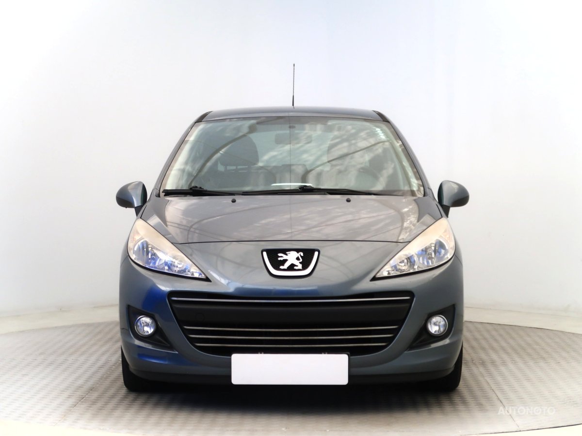 Peugeot 207, 2011 - pohled č. 2