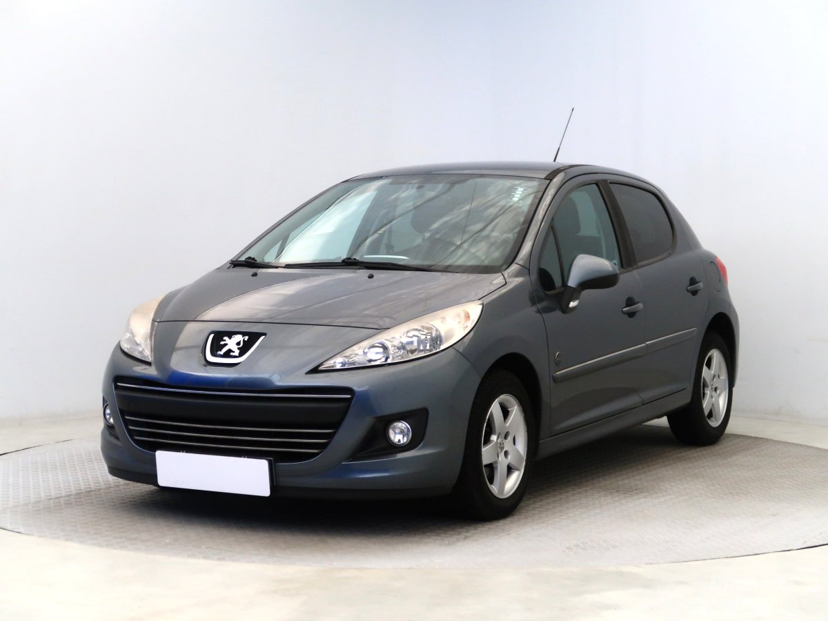 Peugeot 207, 2011 - pohled č. 3