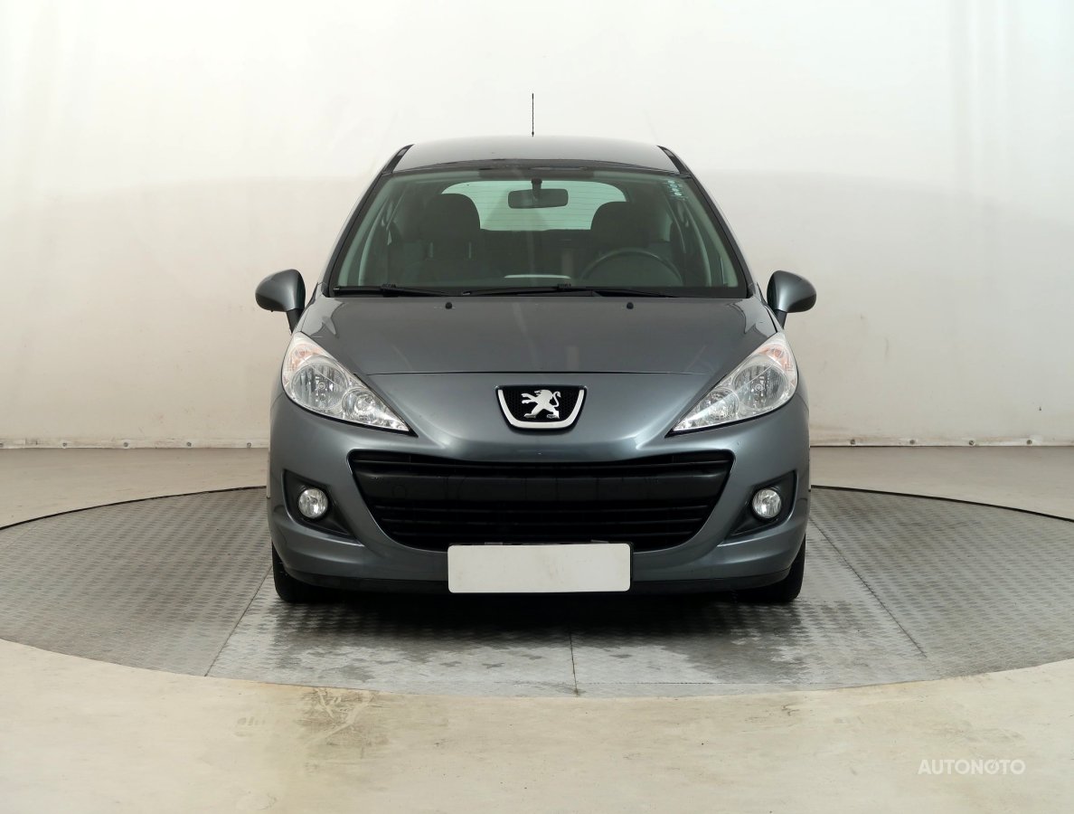 Peugeot 207, 2010 - pohled č. 2