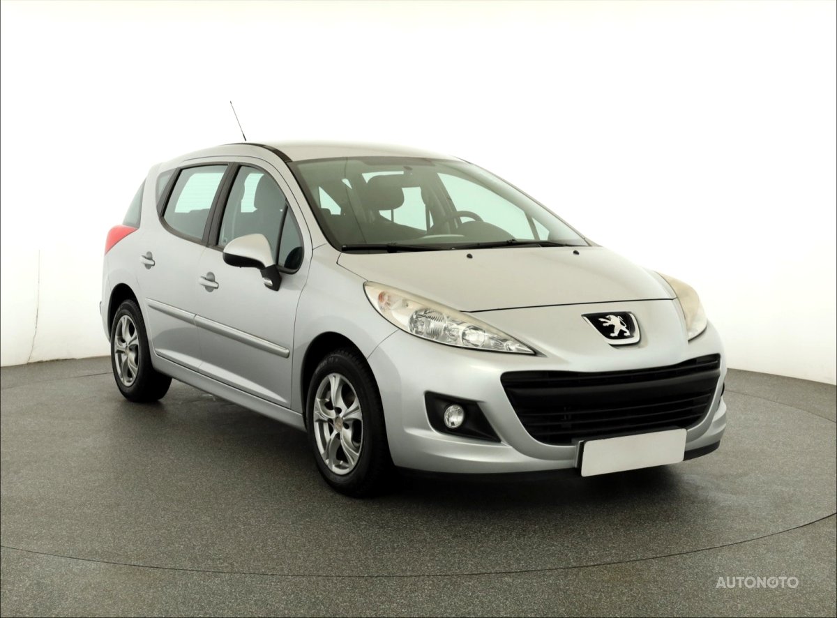 Peugeot 207, 2012 - celkový pohled