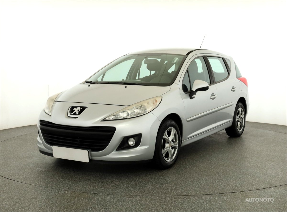 Peugeot 207, 2012 - pohled č. 3