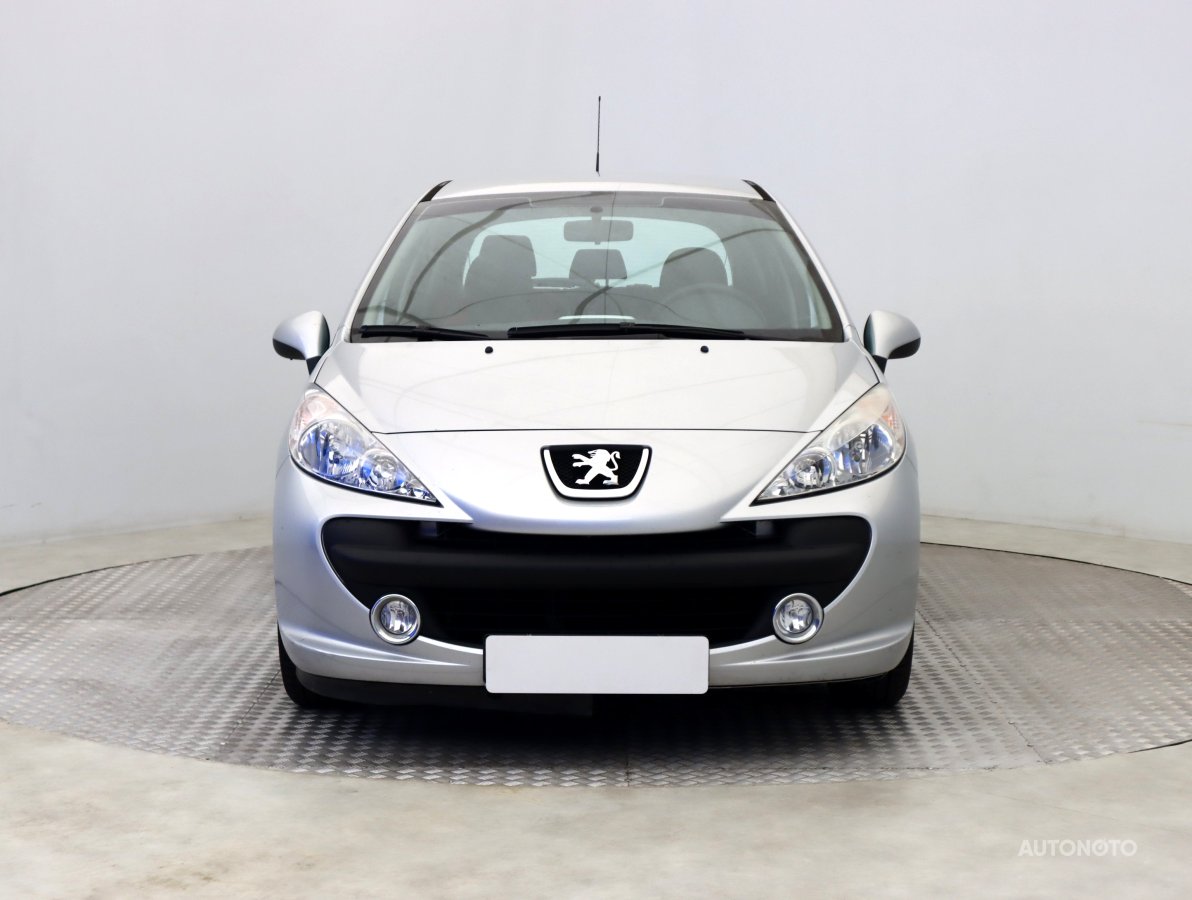 Peugeot 207, 2009 - pohled č. 2