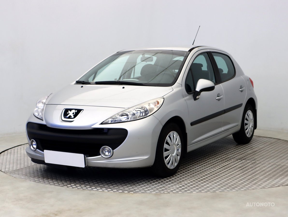 Peugeot 207, 2009 - pohled č. 3