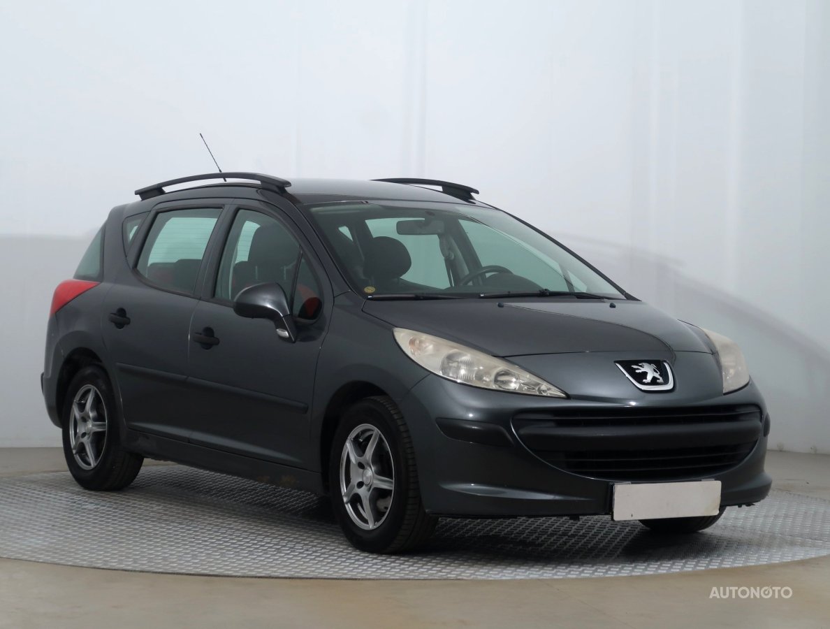 Peugeot 207, 2009 - celkový pohled