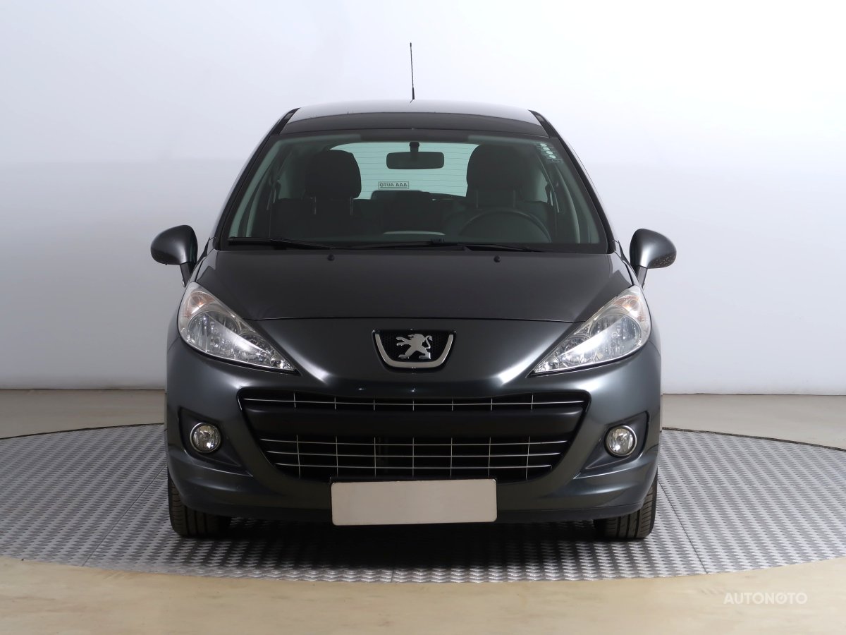 Peugeot 207, 2011 - pohled č. 2