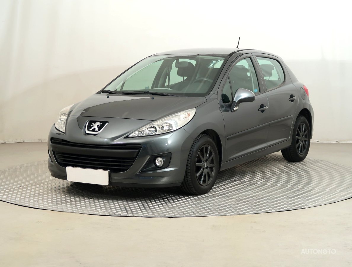 Peugeot 207, 2010 - pohled č. 3