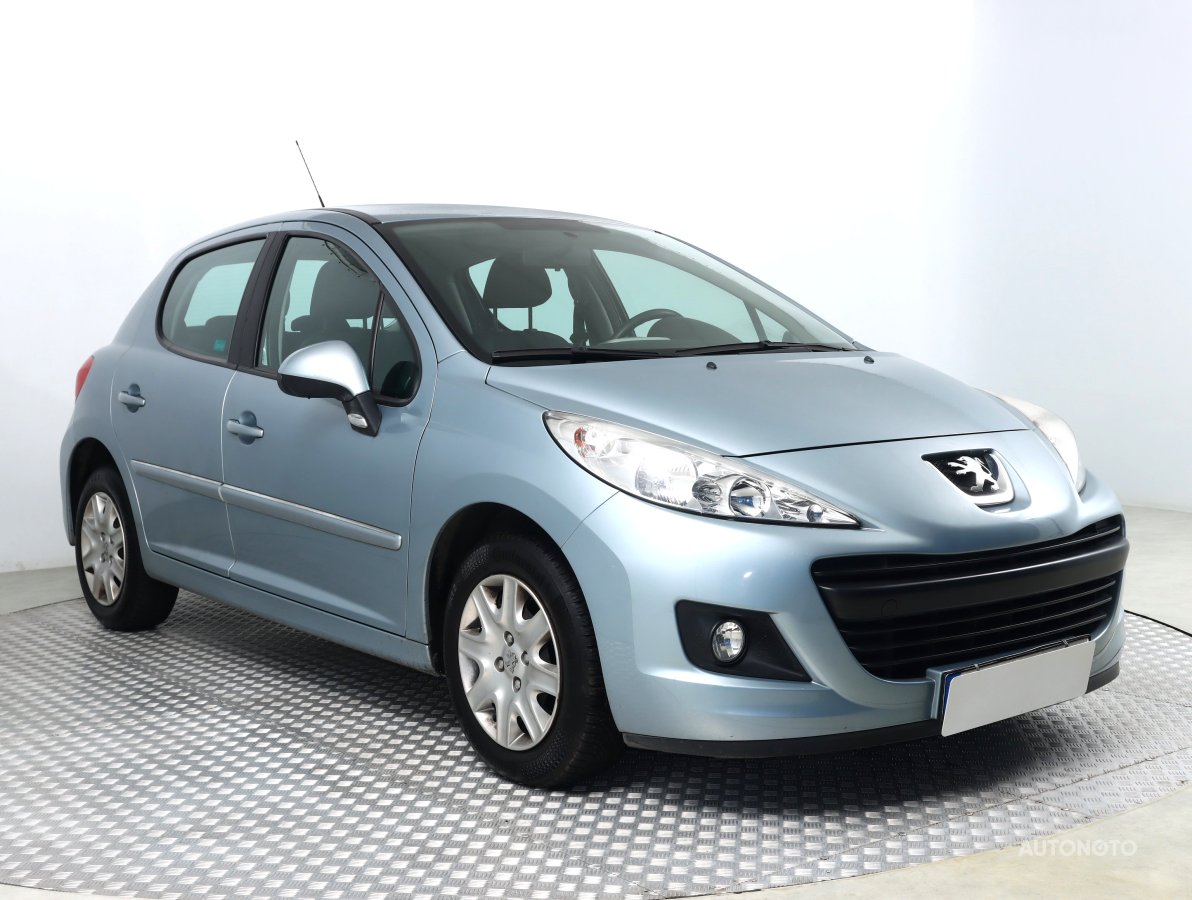 Peugeot 207, 2011 - celkový pohled