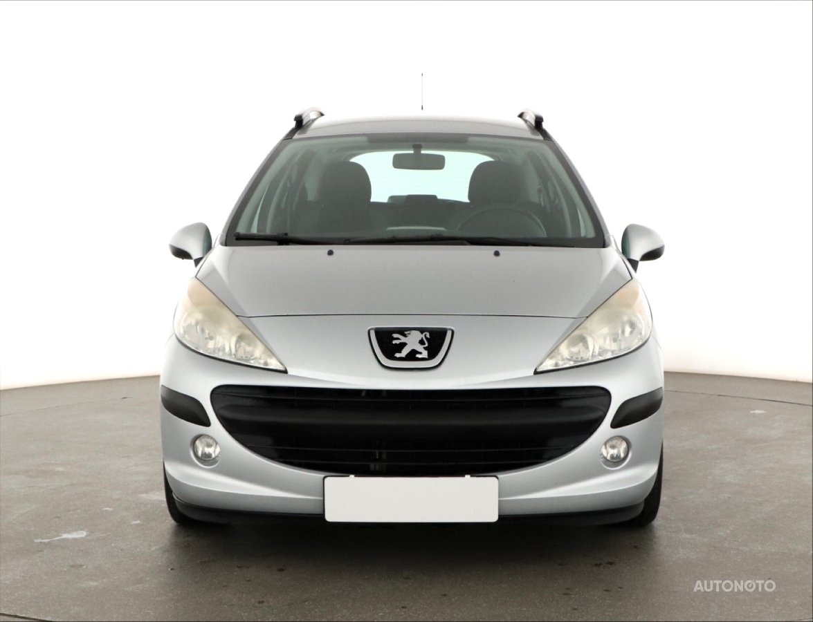 Peugeot 207, 2009 - pohled č. 2