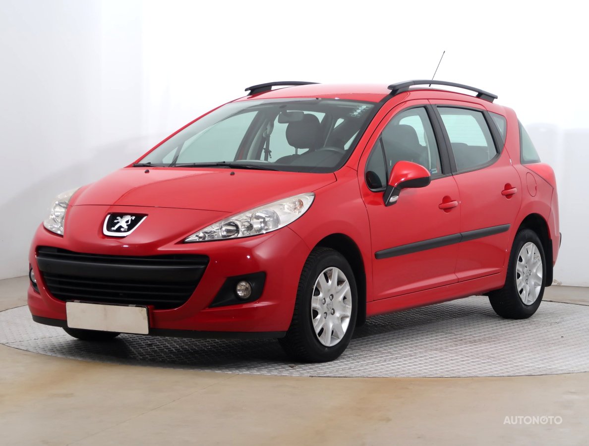 Peugeot 207, 2011 - pohled č. 3
