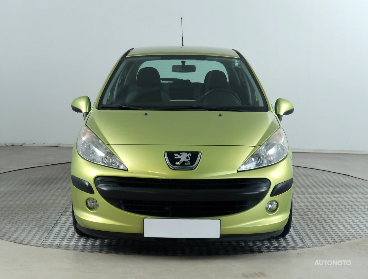 Peugeot 207, 2010 - pohled č. 2