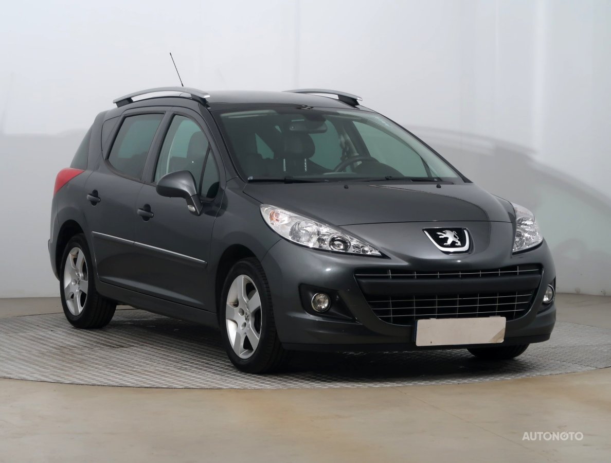 Peugeot 207, 2012 - celkový pohled