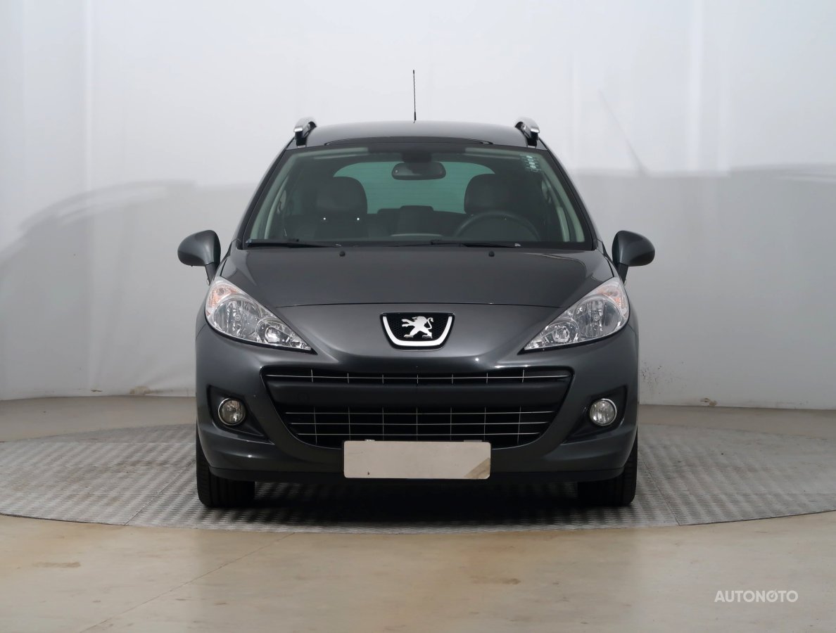 Peugeot 207, 2012 - pohled č. 2