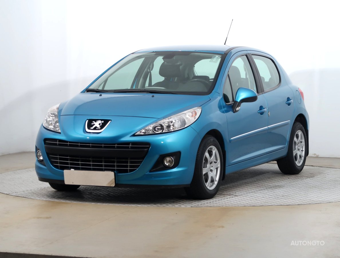Peugeot 207, 2011 - pohled č. 3