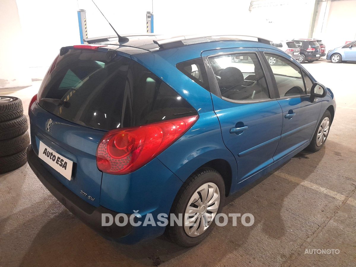 Peugeot 207, 2007 - pohled č. 2