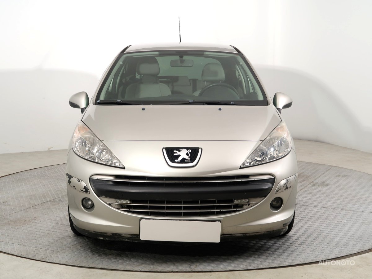 Peugeot 207, 2007 - pohled č. 2