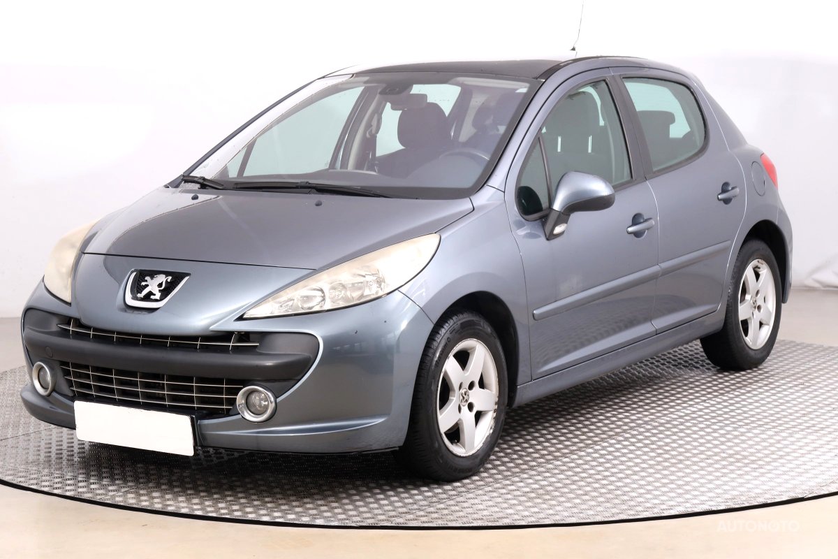 Peugeot 207, 2006 - pohled č. 3