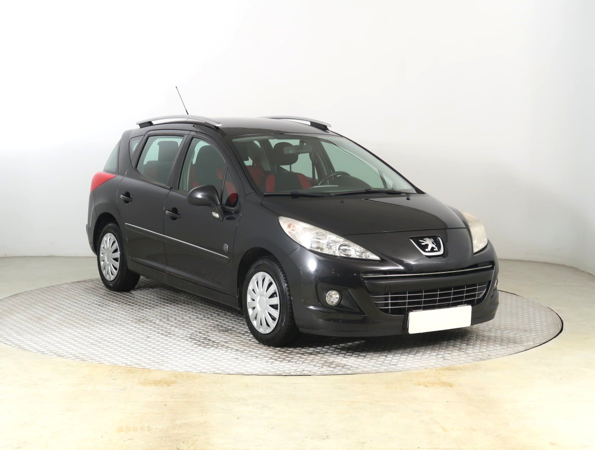 Peugeot 207, 2012 - celkový pohled