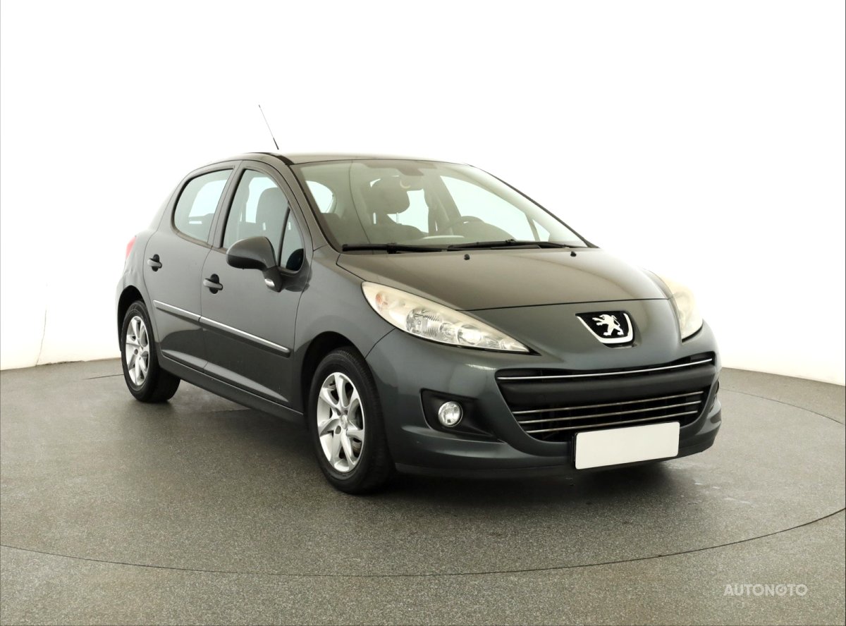 Peugeot 207, 2010 - celkový pohled